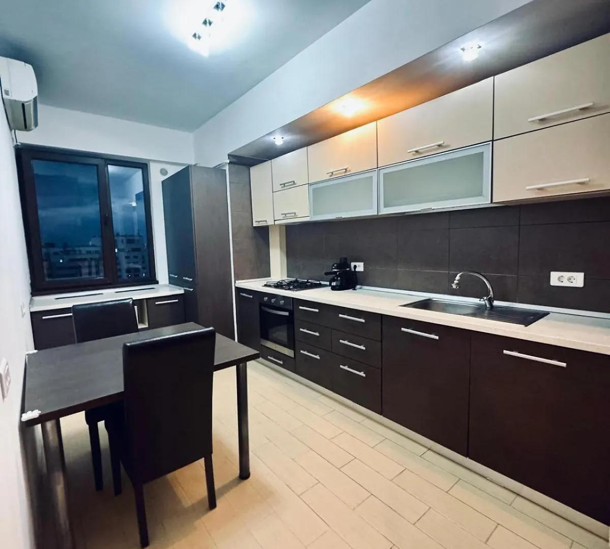 2 Rooms Urban Retreat Unirii Near City Center Bucharest