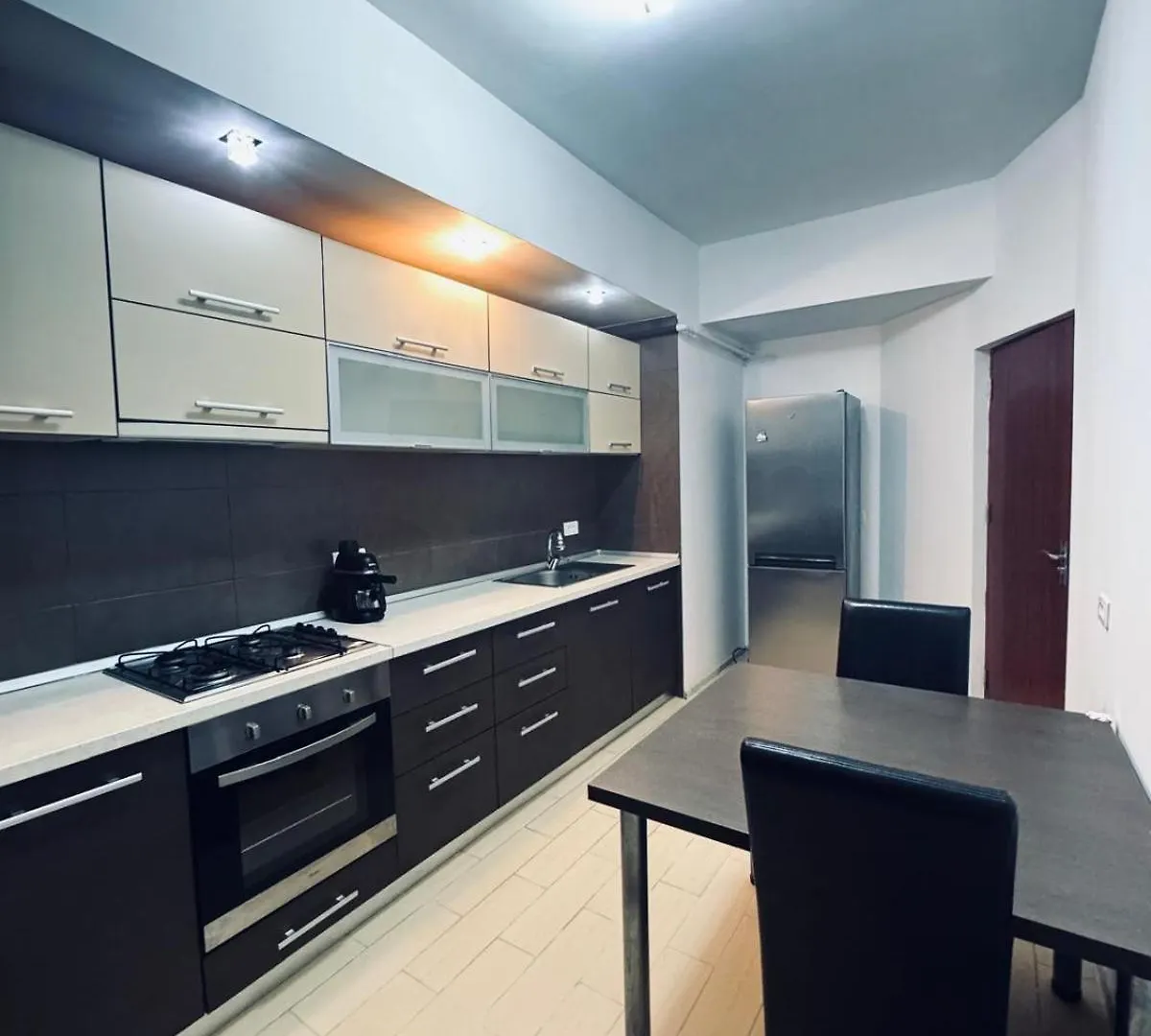 2 Rooms Urban Retreat Unirii Near City Center Bucharest Apartment